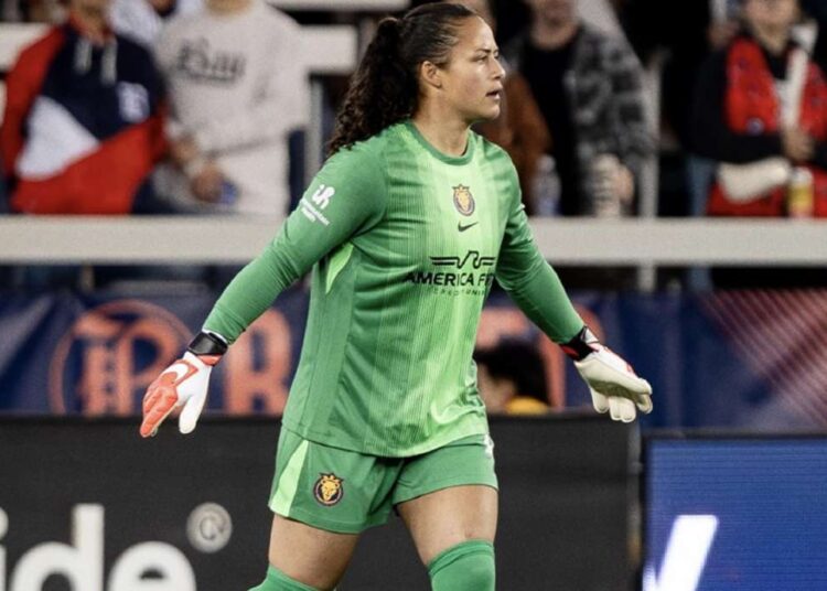 Utah Royals se estende para a sequência invicta ao recorde do clube 7 jogos em 2-0 vitória sobre o Bay FC