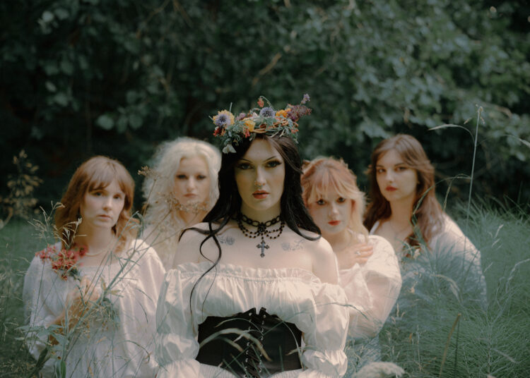 Venus Grrrls Libere um novo videoclipe para 'Ivy Tree'