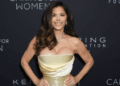Vestido coretado de Lauren Sanchez prova que ela ainda está em sua era nupcial