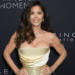 Vestido coretado de Lauren Sanchez prova que ela ainda está em sua era nupcial