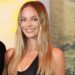 Vestido quase nu de Margot Robbie