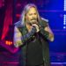 Vince Neil, de Mötley Crüe, revela que sofreu um derrame no último Natal