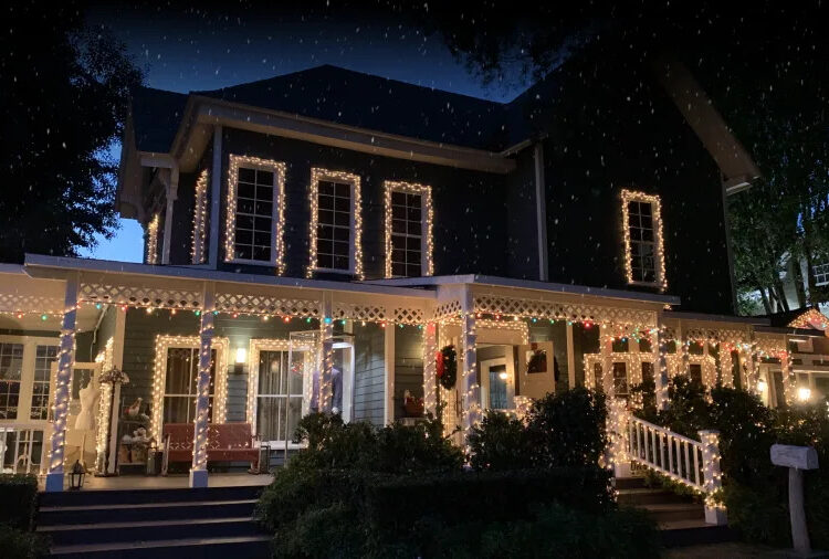 Warner Bros. Studio Tour traz de volta o evento de Natal de Gilmore Girls 'para o 25º aniversário