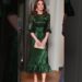 👑 Kate Middleton muda a bainha e mostra quem manda!  #shortsyoutube    #shortsfeed  #shorts