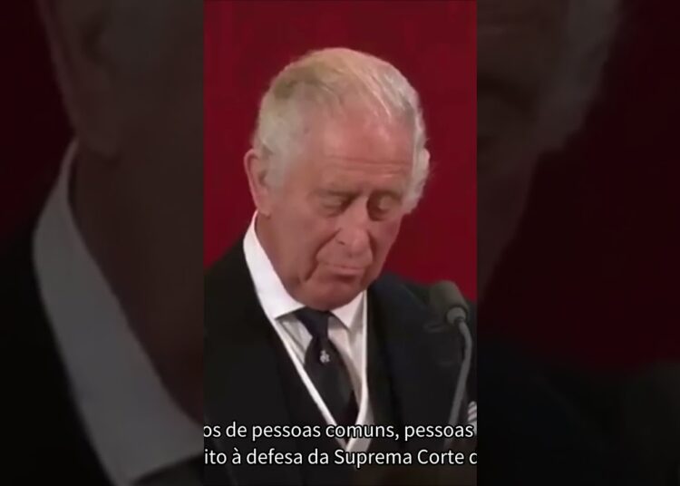 “EM NOME DELE!” 👑 Rei Charles III Diz Que Pessoas São Presas Em Nome de Alexandre de Moraes!