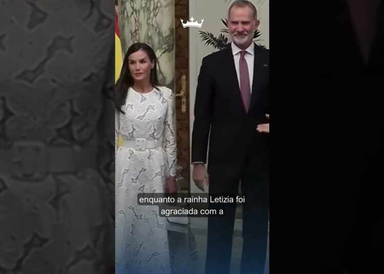 🇪🇸🇪🇬 #famíliareal #realeza #noticias #reifelipe #rainhaletizia