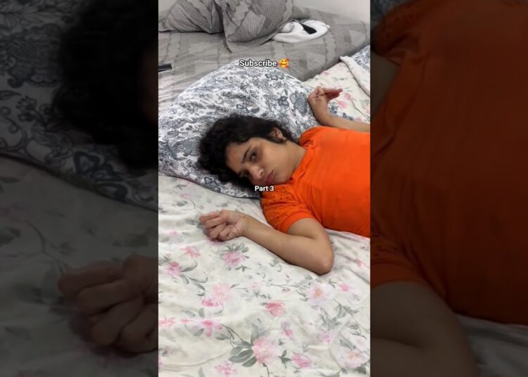 #FofoqueiraOuInocente 😳 Bebel reage às fofocas do dia com muito bom humor! #Comédia#ytshorts#bebel