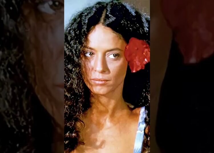 Famosos que Foram Embora do Brasil! #shorts