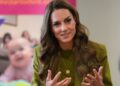 O visual do terno Co-Ord de Kate Middleton é uma homenagem à alfaiataria a Victoria Beckham