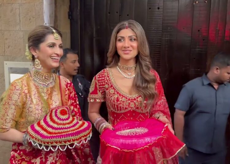 Raveena, Sonam, Mira Rajput, Shilpa, Natasha & Other Celebs At Anil Kapoor’s House For Karva Chauth