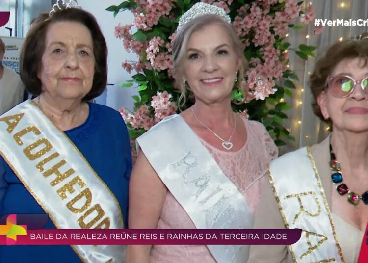 Idosos da Afasc vivem tarde mágica no Baile da Realeza