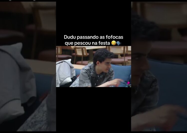 DUDU PASSANDO AS FOFOCAS QUE PESCOU NA FESTA!  #afazenda17 #shorts #afazenda