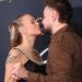 JoJo Siwa e Chris Hughes fazem estreia no tapete vermelho
