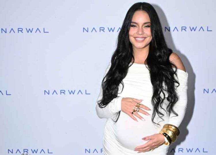 7 celebridades grávidas exibindo estilo chique de barriga de bebê