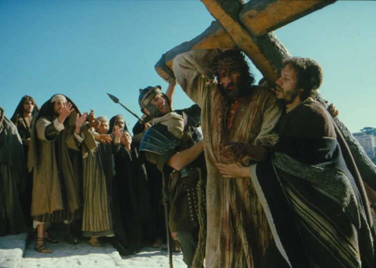 A Ressurreição de Cristo, de Mel Gibson, encontra seu novo Jesus e Maria