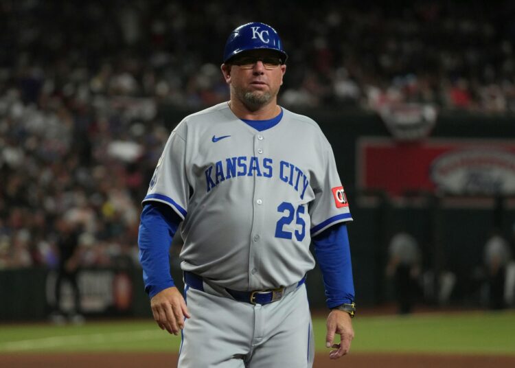 A busca gerencial dos gêmeos se expande para incluir Vance Wilson, Scott Servais