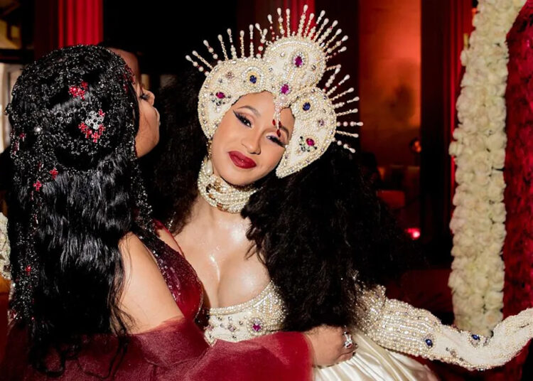 A carne de cardi B e Nicki Minaj aquece com postagens novas e mais desagradáveis