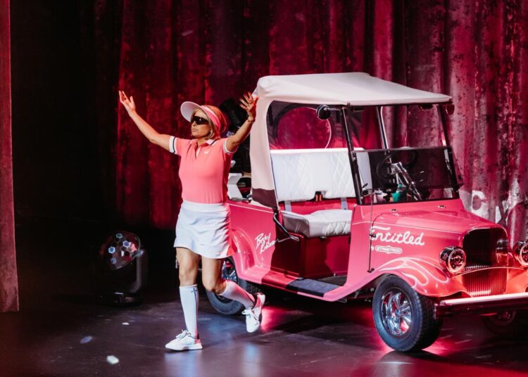 A comediante Becky Robinson acerta em cheio com o novo especial ao atuar 'Entitled'