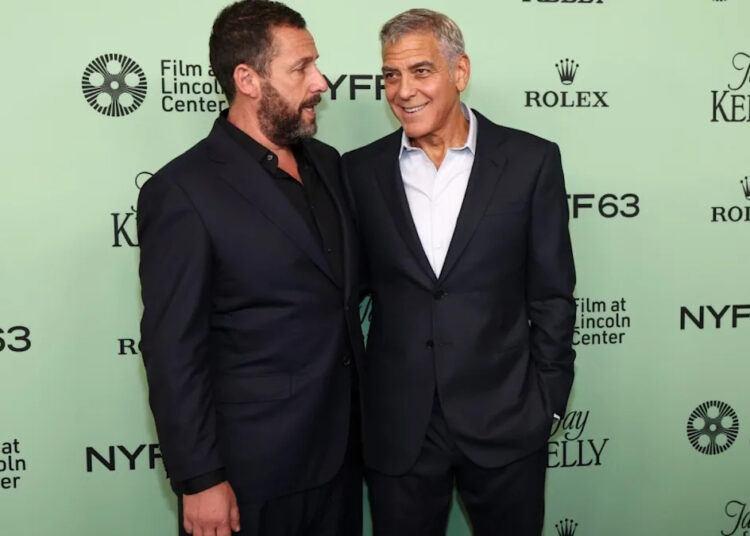 A estrela de Hollywood transforma o visual de Adam Sandler