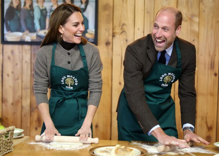 A linguagem corporal do príncipe William e Kate Middleton no passeio de ontem diz muito sobre o vínculo deles