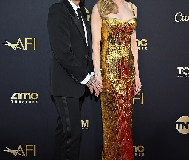 A música comovente de Keith Urban sobre um relacionamento em ruínas - quando ele se separa da esposa Nicole Kidman: 'Você já notaria se eu não voltasse para casa neste fim de semana?'