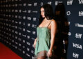 A música de Taylor Swift 'realmente romântica' sobre Charli XCX?