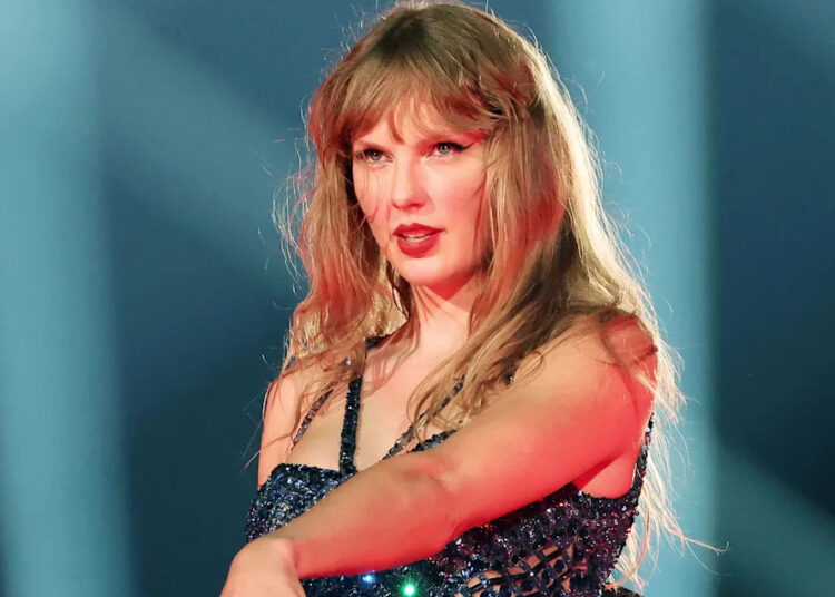 A nova música de Taylor Swift 'Wood' ainda é mais bem -sucedida - e apresenta um ovo de Páscoa de Travis Kelce