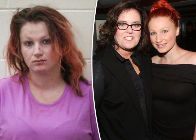 A problemática filha de Rosie O'Donnell, Chelsea, condenada à prisão após violar liberdade condicional em caso de drogas