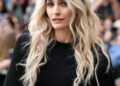 A super-makeup super-makeup de Paris Jackson mostra que ela está abraçando totalmente as vibrações hippies