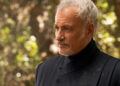 A verdadeira razão pela qual John De Lancie foi escalado como Q em Star Trek: a próxima geração