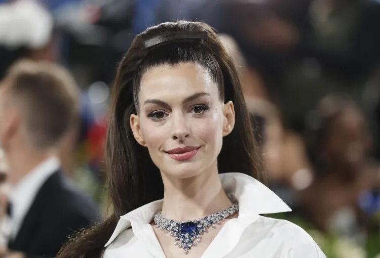 Adam Driver, Anne Hathaway para estrelar a adaptação de 'Alone in Dawn' de Ron Howard