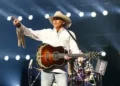 Alan Jackson anuncia último show repleto de estrelas antes de se aposentar da turnê