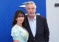 Alec Baldwin bate o Range Rover de seis dígitos da esposa Hilaria em uma 'árvore grande e gorda'