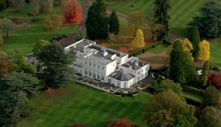 Andrew perderá o título de 'príncipe' e sairá do Royal Lodge | Notícias do Reino Unido