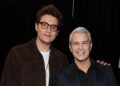 Andy Cohen ficou 'físico' com o melhor amigo John Mayer durante uma noite recente