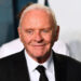 Anthony Hopkins credita à 'divindade' e à 'força vital' o fim instantâneo do desejo por álcool