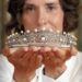 As joias da única dama de companhia real da América, a Condessa de Airlie, vão a leilão hoje, escreve JOSIE GOODBODY
