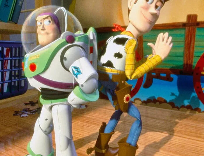 As reações da Internet a Buzz Lightyear e Woody em “Toy Story 5” são absolutamente hilárias