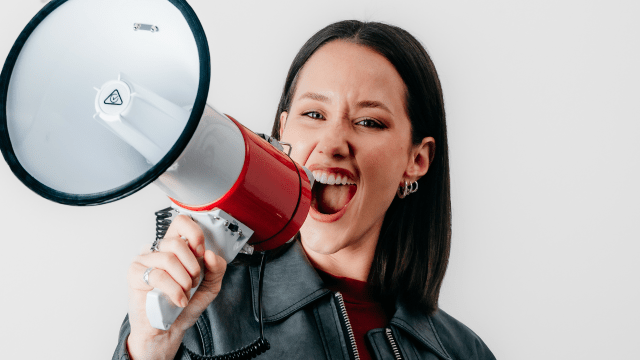 Ash McGregor lança podcast ‘Listen Up’, uma nova era para descoberta musical