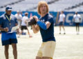 Assista Glen Powell e Eli Manning têm um confronto do Chad Powers (exclusivo)