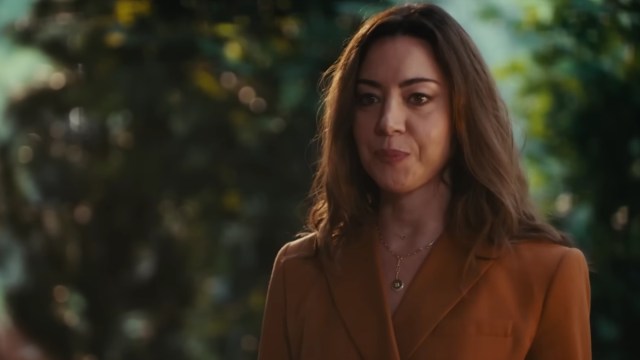 Assista ao trailer da segunda temporada de Hilarious Hunting Wives do SNL com Aubrey Plaza