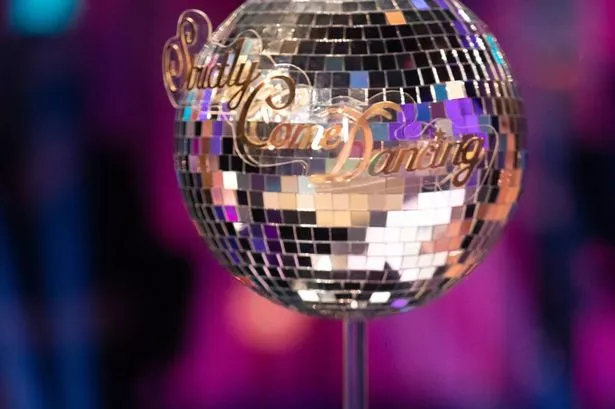BBC Strictly Come Dancing Fans 'destruiu' como a primeira celebridade a ser eliminada 'vazada'