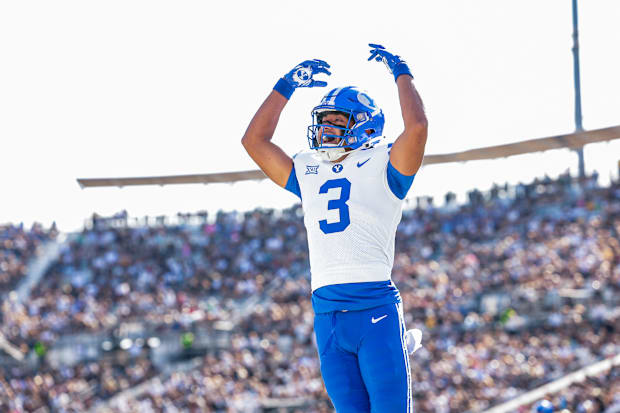 BYU para trazer de volta capacetes reais contra o Arizona