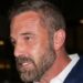 Ben Affleck volta à era ‘Sad Meme’ ao sair da escola infantil