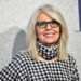 Bette Midler, Kimberly Williams-Paisley e mais estrelas prestam homenagem a Diane Keaton após sua morte: ‘Um tesouro nacional’