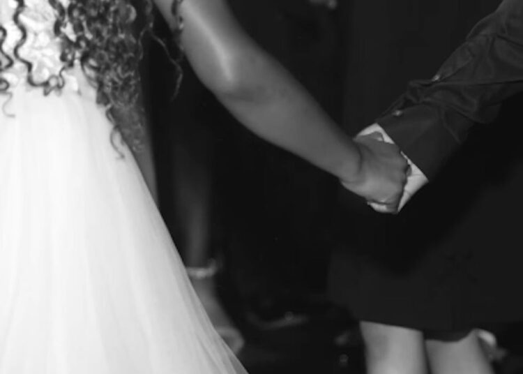 Beyoncé compartilha uma visão rara do estilo de festa de Rumi