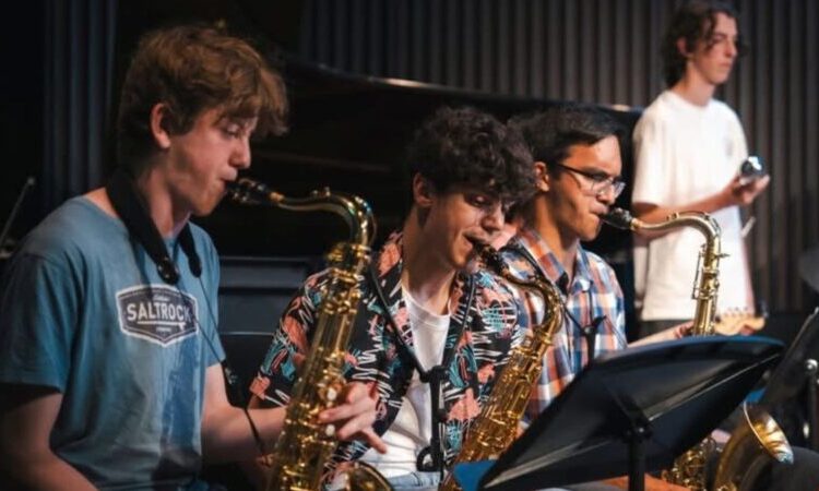 Big Saxophone Day chega a Totnes com Edward Leaker