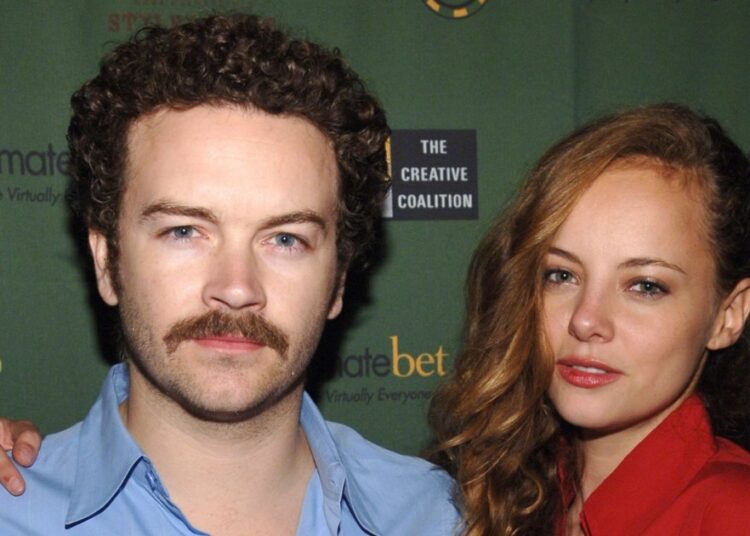 Bijou Phillips pede ao tribunal que retire Masterson do nome da filha