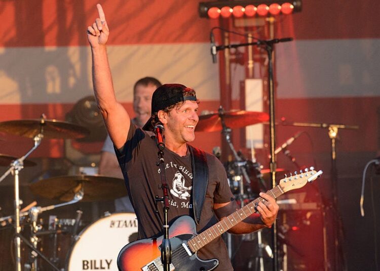 Billy Currington fala sobre 'Rei do Mundo'
