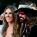 Billy Ray Cyrus e Elizabeth Hurley usando o amor para ganhar mais - Fonte